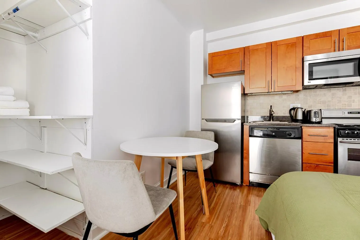 Blueground Upper West Side Wd Nr Central Park Nyc-1860 New York USA